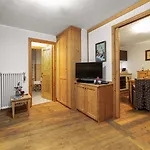Apartman Maison Carrel Elegant 7 *